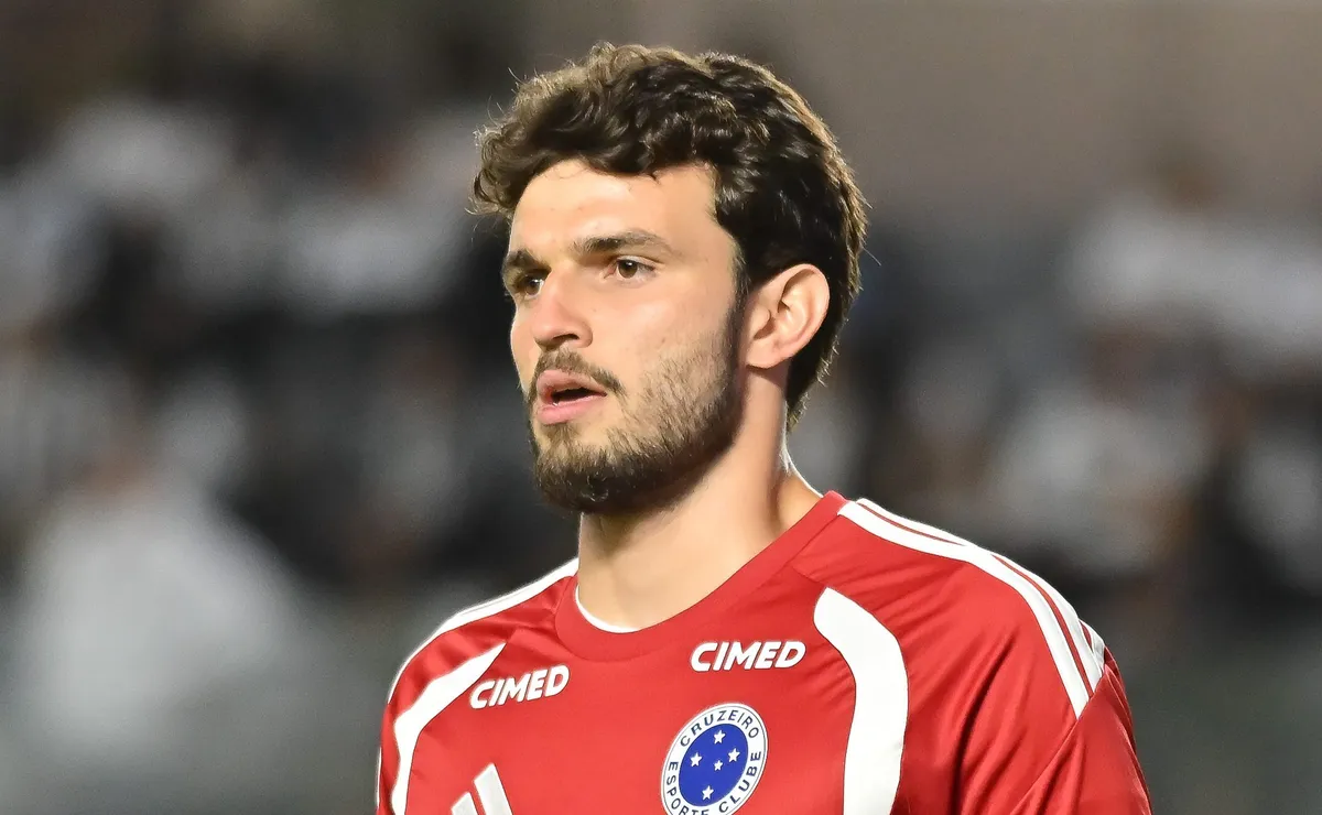 Após falha de Hugo Souza, Pedro Morisco e Otávio podem estrear na Seleção Brasileira
