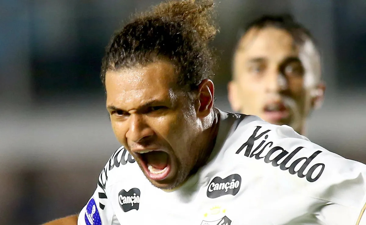 Opinião: Arão avança em recuperação e Santos pode ter dupla de zaga ideal contra o São Paulo