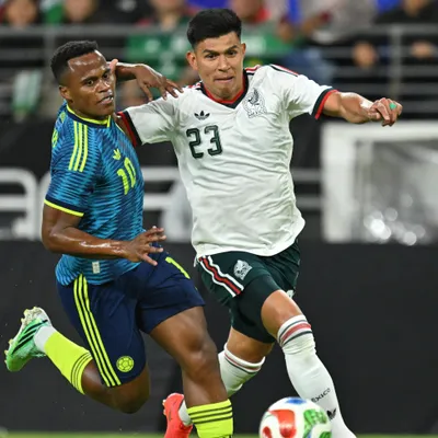 Arias estreia de 10 na Colômbia e Palmeiras nota mudança de função