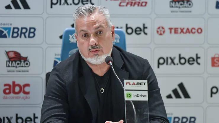 Jose Boto dirigente durante sua apresentacao oficial do jogador Danilo do Flamengo em coletiva de imprensa realizada no Maracana.