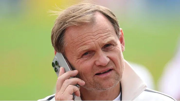 Bjørn Gulden, empresário norueguês, fala da parceria com o Peixe. (Foto de Alexander Hassenstein/Getty Images).