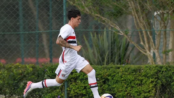 Atacante é uma das promessas do São Paulo - Foto: Rubens Chiri / São Paulo FC