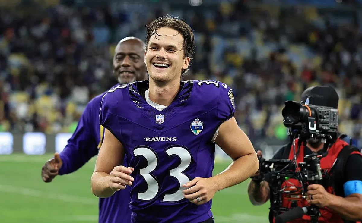 Tyler Loop, kicker dos Ravens, explica comemoração de Cristiano Ronaldo após chute que garantiu vitória no Maracanã