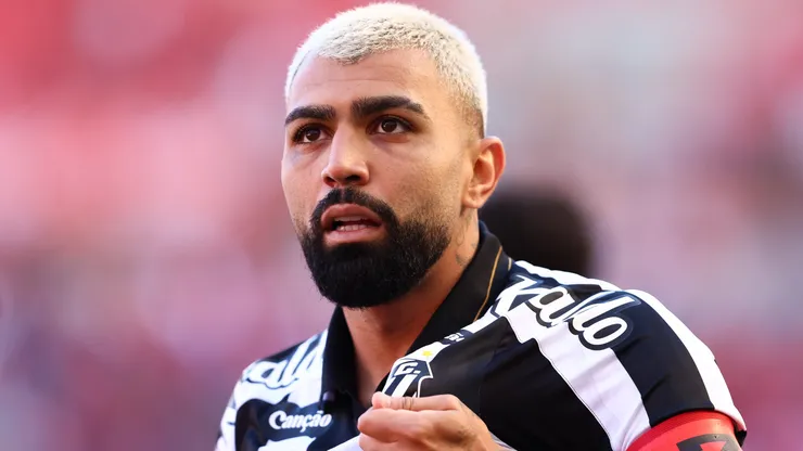 Gabigol, atacante do Cruzeiro emprestado ao Santos - Foto: Pedro H. Tesch/Getty Images