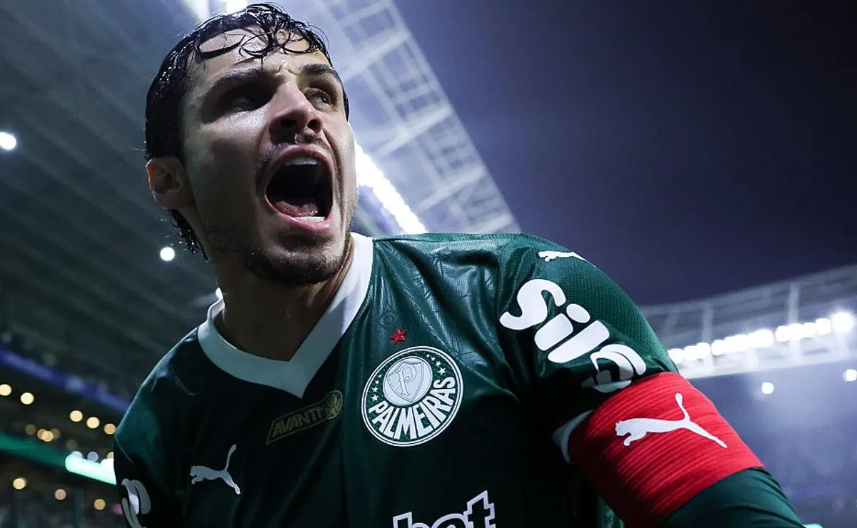 Opinião: Raphael Veiga pode voltar ao Palmeiras e ganhar uma função completamente nova