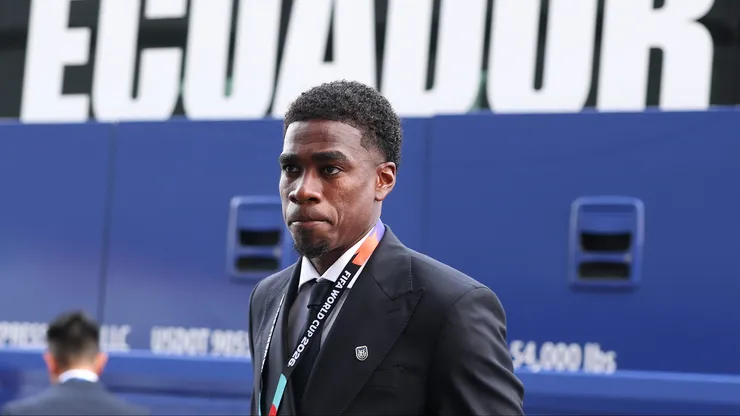 Félix Torres não se firmou desde que veio jogar no Brasil.