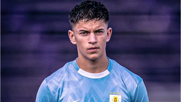Nicolás Scotti no Uruguai - Foto: X oficial do Defensor Club