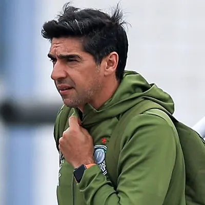 Iron Maiden cruza caminho de Abel e preocupa o Palmeiras