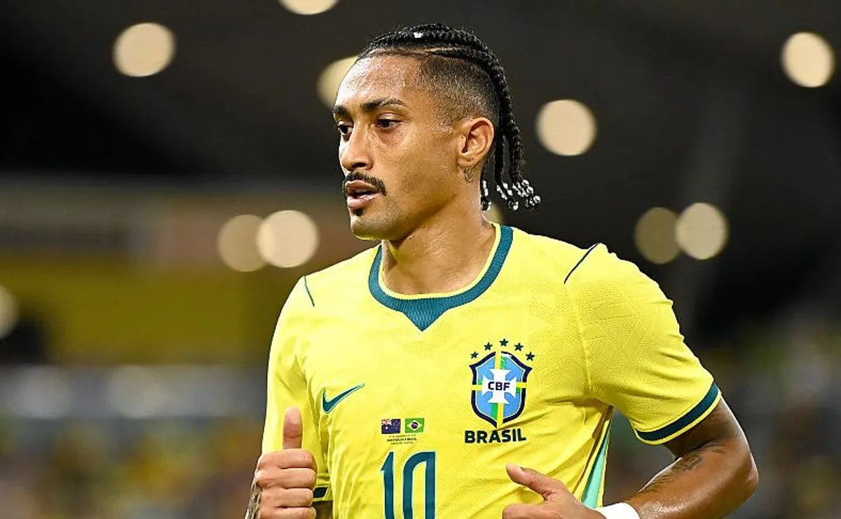 Raphinha é cortado da Seleção Brasileira e nenhum substituto será convocado