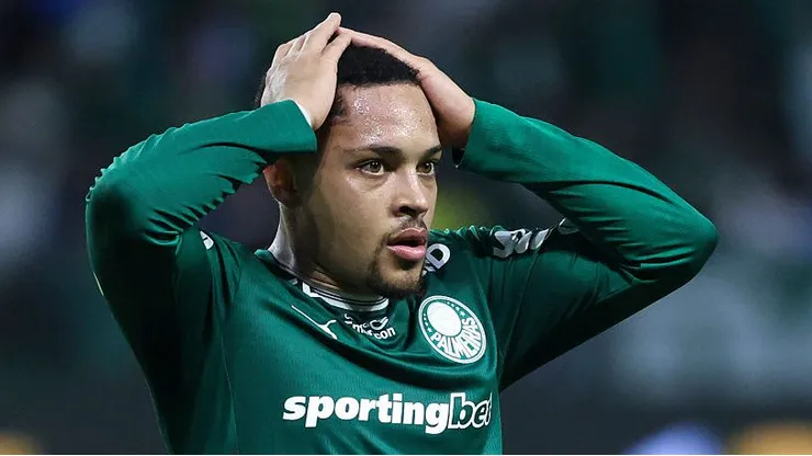 Vitor Roque vive um desafio após se recuperar de lesão - (Photo by Alexandre Schneider/Getty Images)