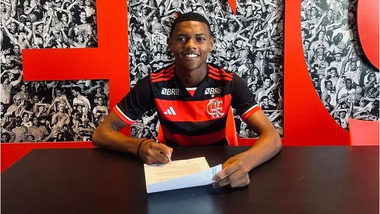 Samuel jogador do Sub-16 do Flamengo