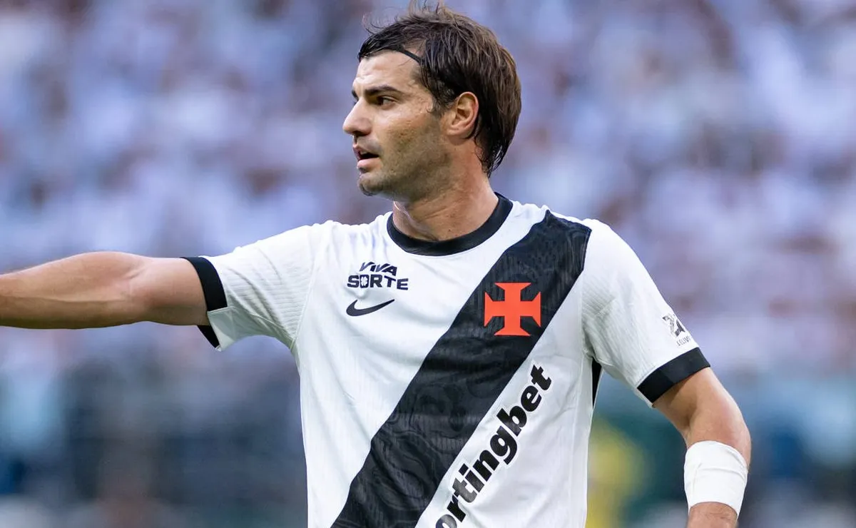 Santiago Sosa elogia Boca Juniors antes de semifinal do Vasco na Sul-Americana: “Vi os últimos jogos”