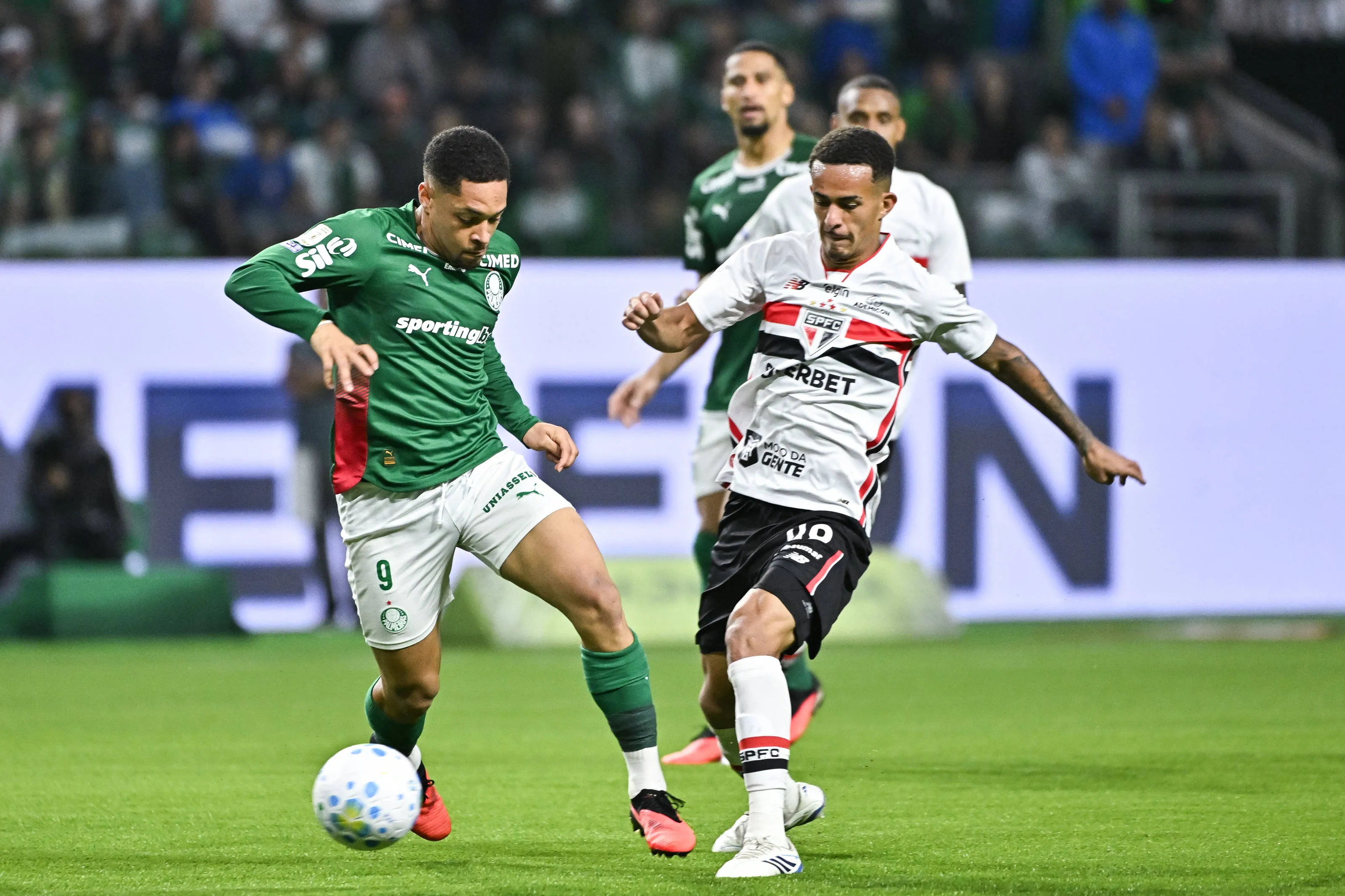Djhordney enfrentou o Palmeiras como titular do São Paulo pelo Campeonato Brasileiro – Foto: IMAGO / Fotoarena