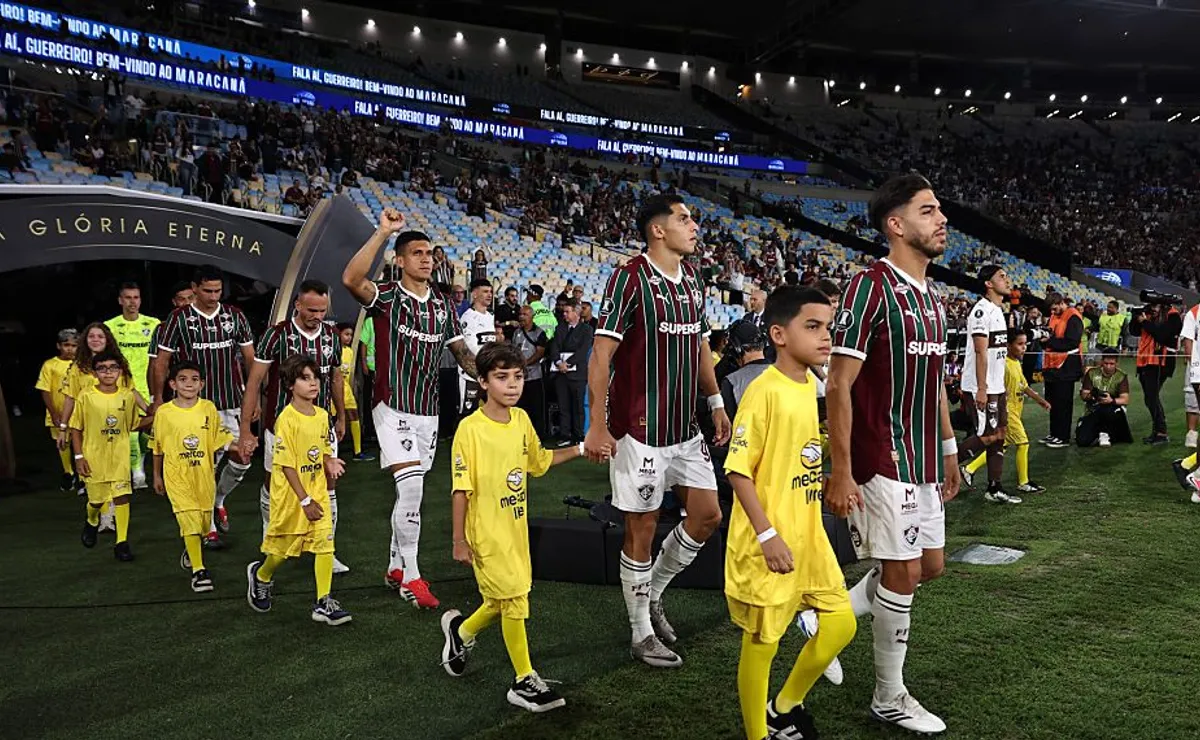 Fluminense é multado pela Conmebol em R$ 467 mil após jogo da Libertadores no Maracanã