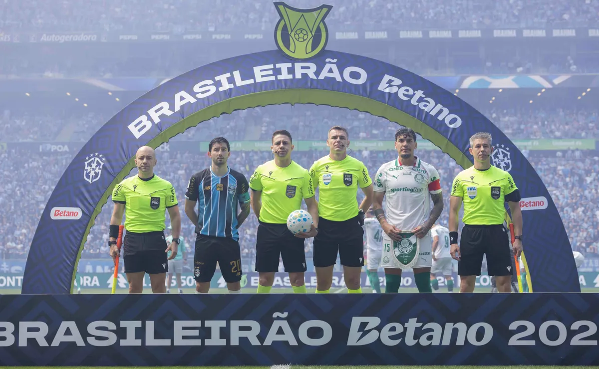 Grêmio acerta carona com o Palmeiras em operação logística para ter Villasanti contra o Remo