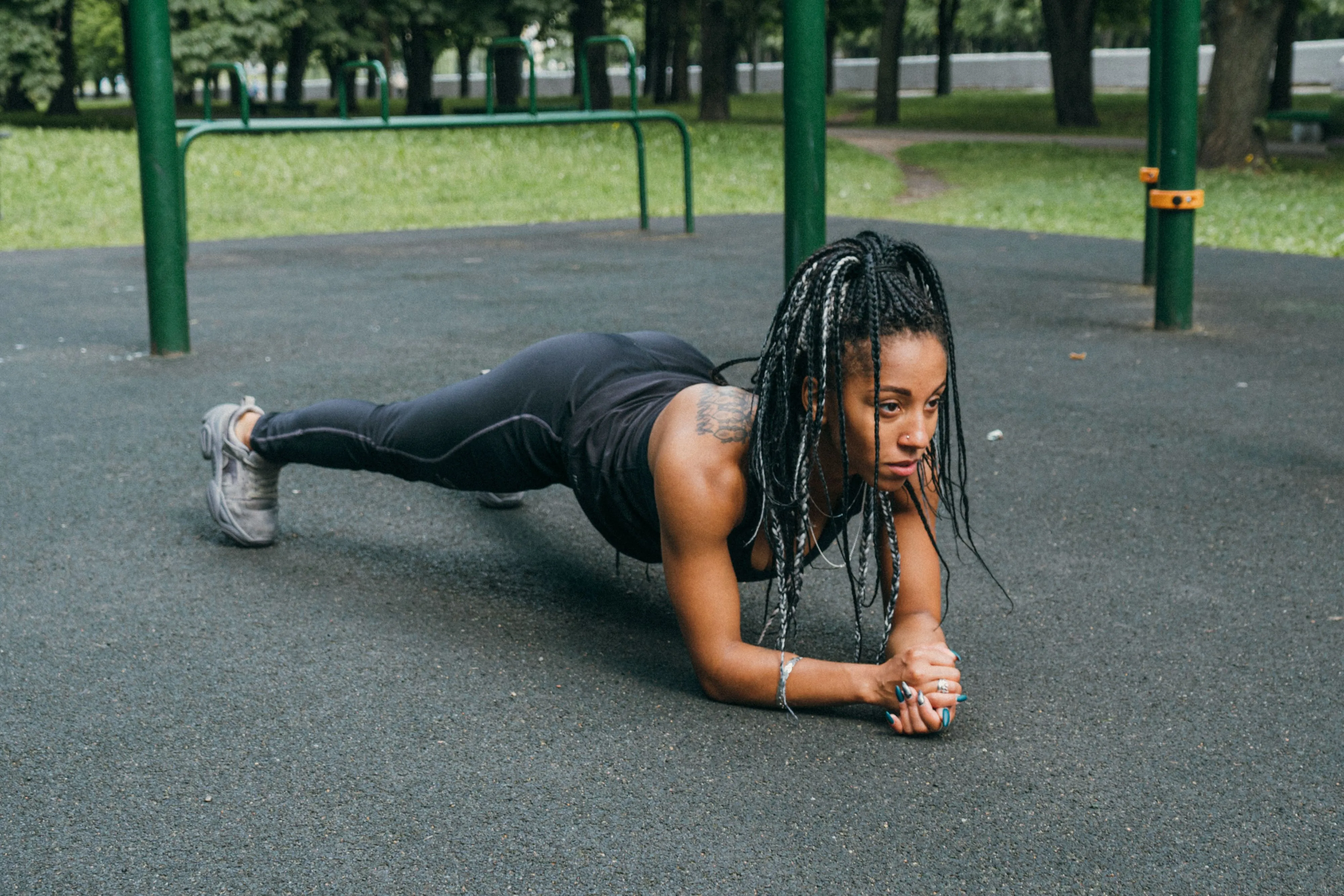 Prancha abdominal. Foto: Pexels/Antoni Shkraba