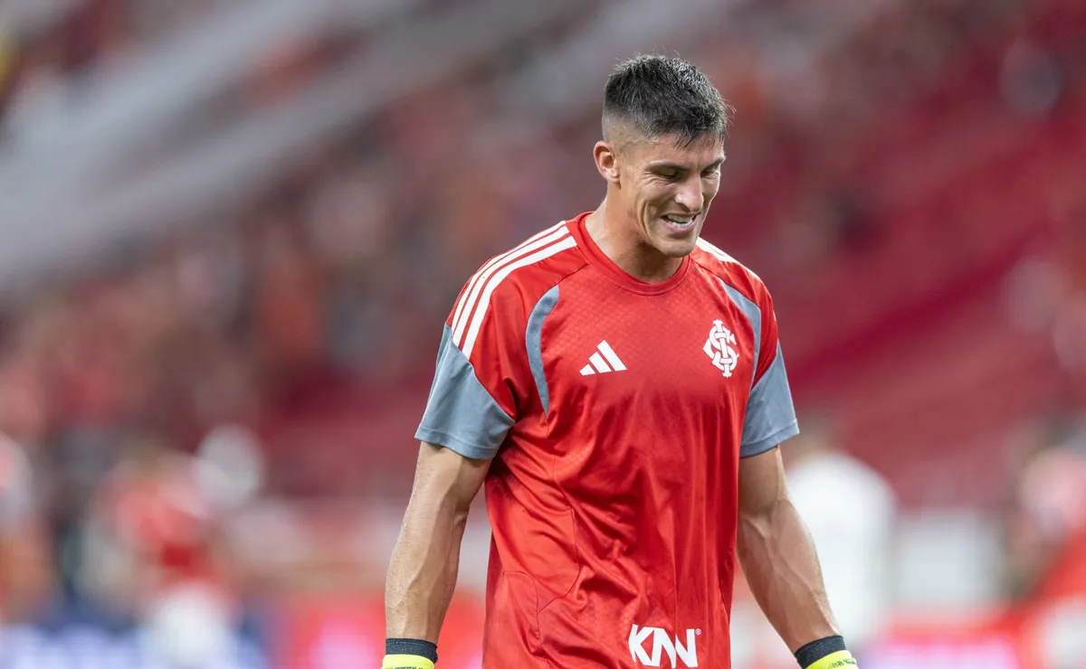 Sérgio Rochet não respeitou pedido do Inter e agravou sua lesão com Eduardo Baptista após Copa do Mundo