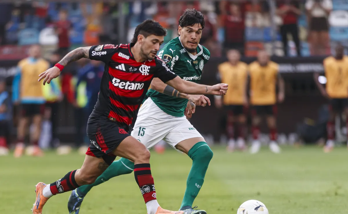 Quem é o mais prejudicado? Data FIFA cobra caro de Palmeiras e Flamengo: veja a minutagem de cada um