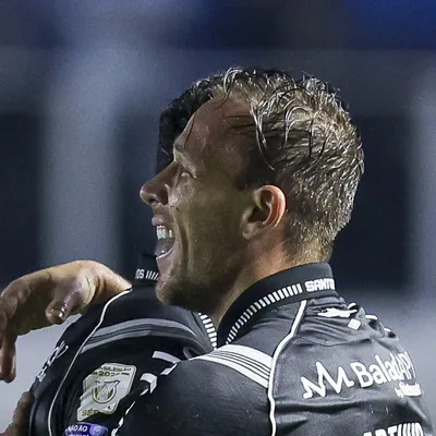Santos utiliza verba da Adidas para pagar o elenco