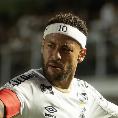 Neymar deve enfrentar o Flamengo na Vila Belmiro