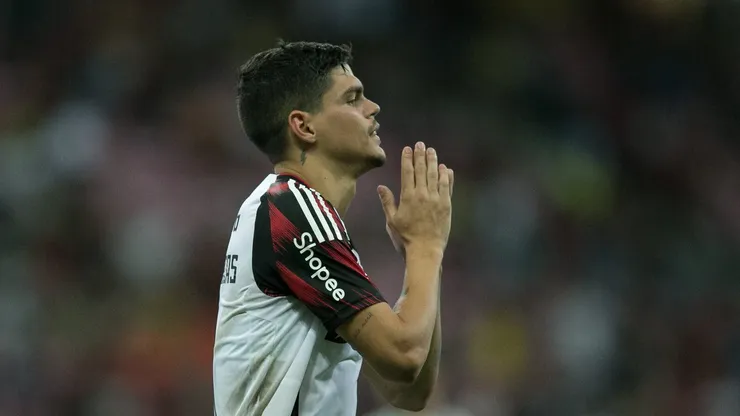 - Ayrton Lucas jogador do Flamengo durante a partida contra o Sport