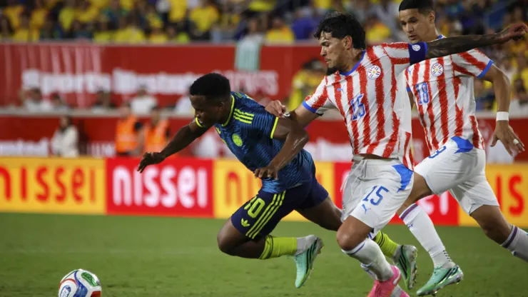 Gómez fez partida impecável pelo Paraguai contra a Colômbia e Arias termina jogo questionado por imprensa e torcida colombianas