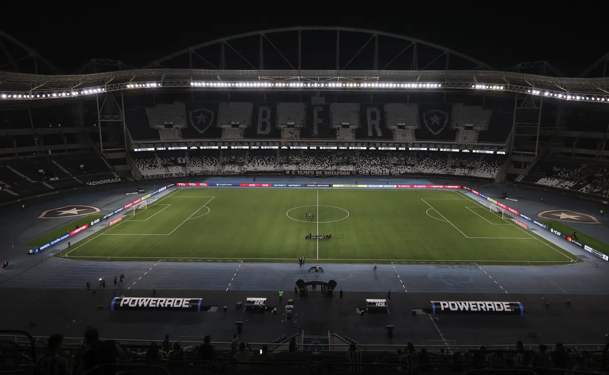 Vasco x Boca Juniors: Nilton Santos surge como opção após negativa para o Maracanã