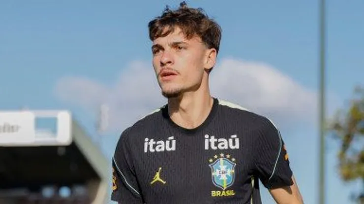 Bidon jogou muito pouco nessa Data Fifa.