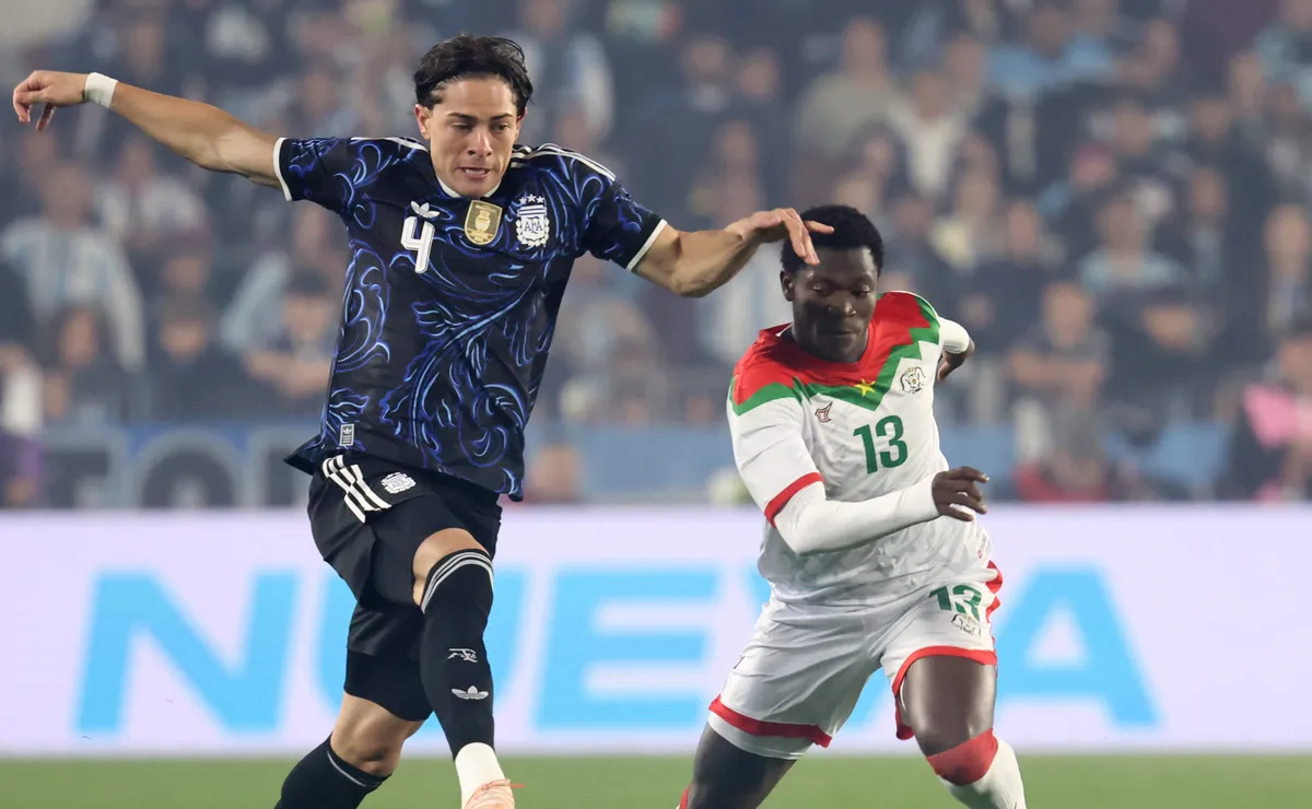 Argentina 7×0 Burkina Faso: Giay ganha moral de Scaloni e mostra valências modernas para o Palmeiras