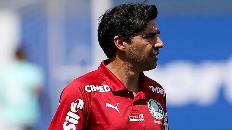 Abel Ferreira em treino na Academia - Foto: Cesar Greco/Palmeiras/by Canon