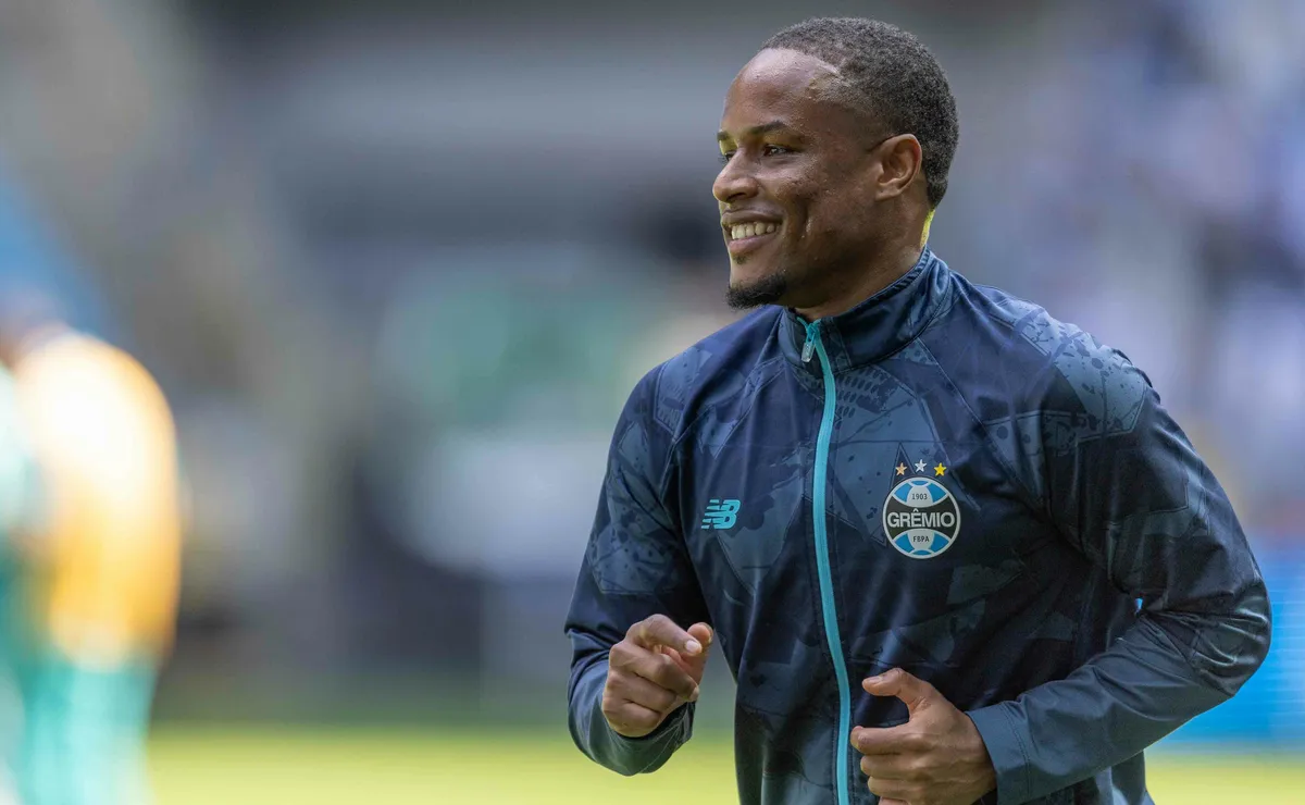 Jovane Cabral sofre lesão muscular na Data FIFA e pode desfalcar o Grêmio no restante da temporada 2026