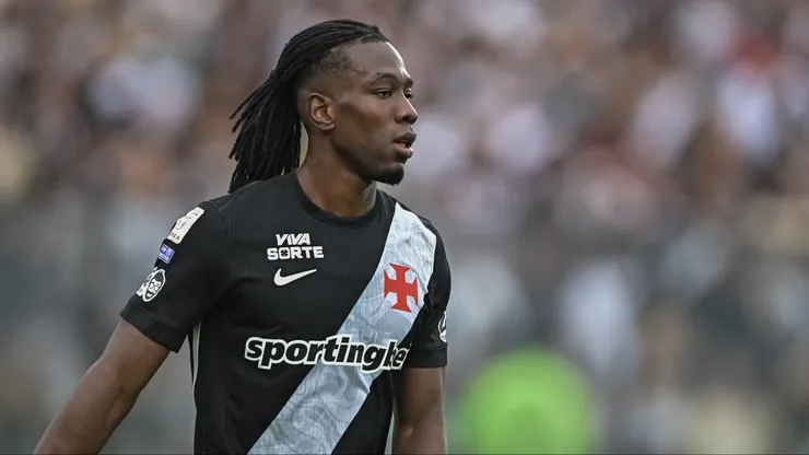 Cuesta deve ser desfalque no Vasco diante do Botafogo. Foto: Thiago Ribeiro/AGIF