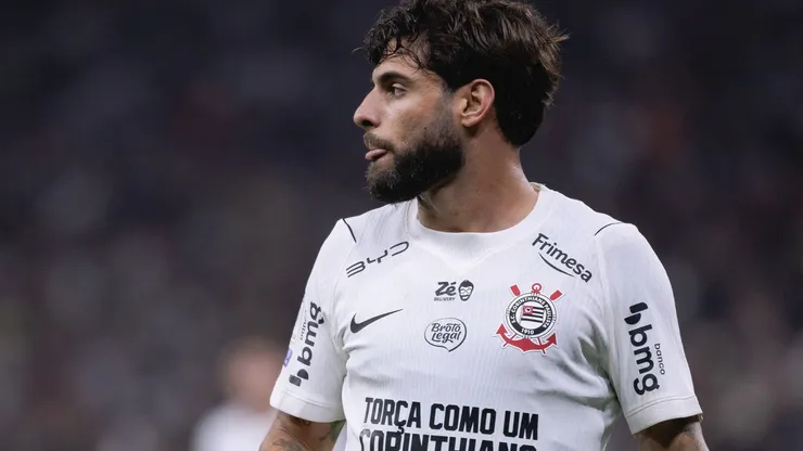 Yuri Alberto volta ao Corinthians mais cauteloso após susto durante recuperação - Foto: Ettore Chiereguini/AGIF