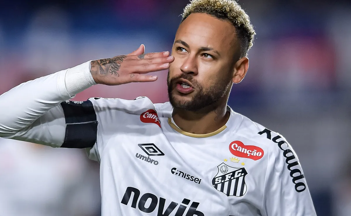 Santos não avança por renovação de Neymar e trata futuro do camisa 10 com cautela