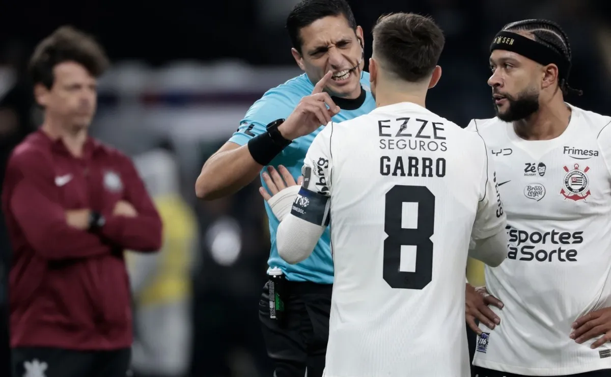 Corinthians tenta se salvar contra o Inter sem comprometer o Dérbi