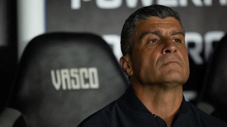 Pedro Emanuel técnico do Vasco durante partida contra o Santa Fe. Foto: Jorge Rodrigues/AGIF