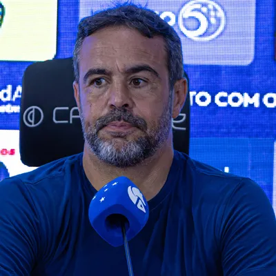 Cruzeiro terá saídas no fim do ano, revela Artur Jorge