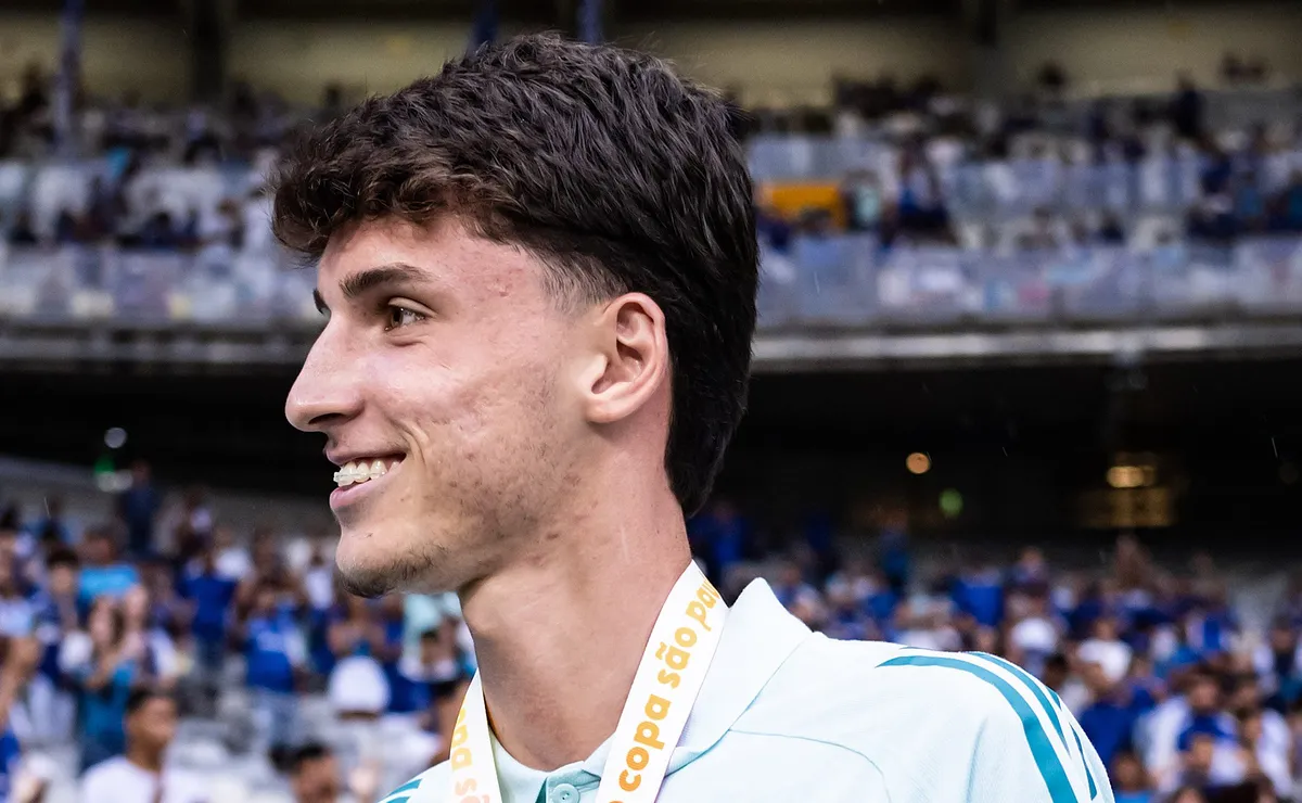 Opinião: Eduardo Pape precisa furar a fila e ser testado no profissional do Cruzeiro