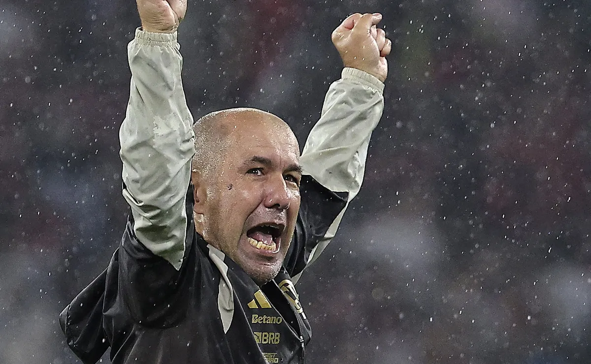 Leonardo Jardim aproveita a Data Fifa para corrigir erros no Flamengo visando a retomada do calendário