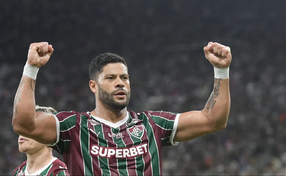 Hulk defende presença de jogadores veteranos e destaca equilíbrio no elenco do Fluminense