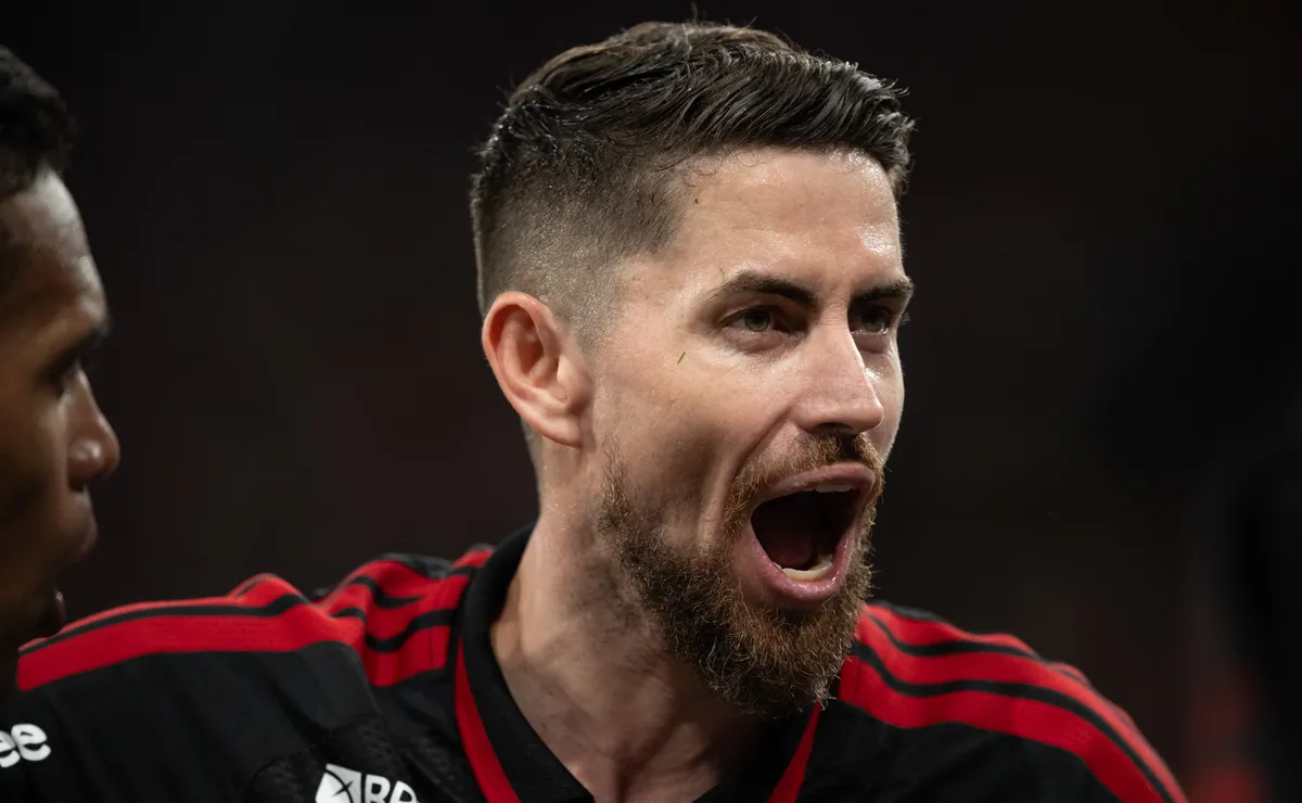 Jorginho revela que não sente saudade da Europa e veio em busca de títulos: “Eu queria voltar bem”