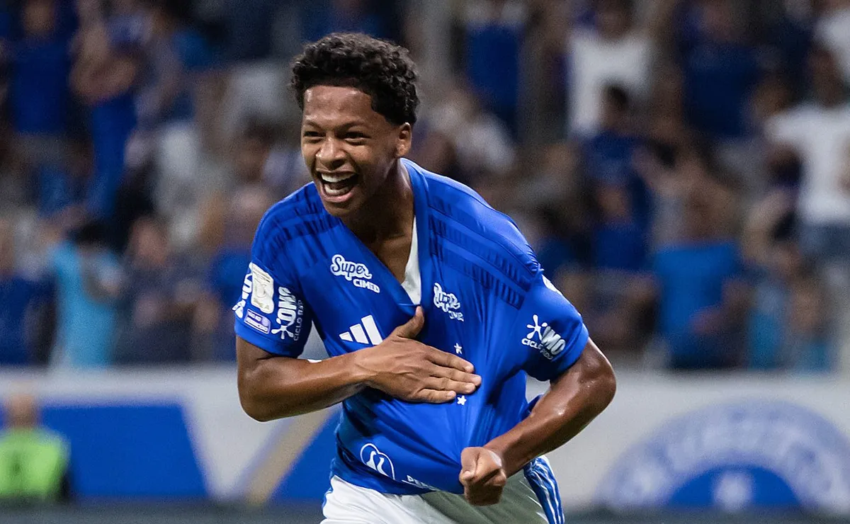 Cruzeiro vence São Paulo e Zé Lucas aproveita oportunidade marcando 1º gol no profissional