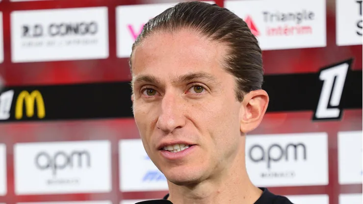 Filipe Luís está tendo grande sucesso no início na Europa - Foto: IMAGO / PRESSE SPORTS