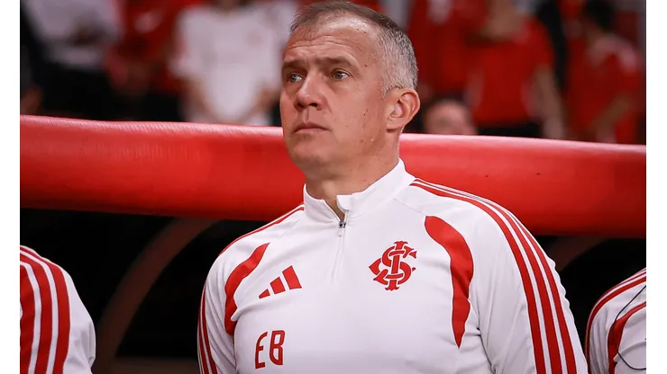Eduardo Baptista faz mudanças no Inter. Maxi Franzoi/AGIF.