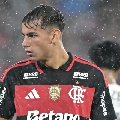 Joaquín Freitas liga o turbo para cravar espaço no Flamengo