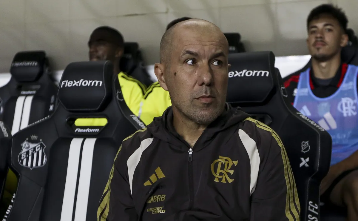 Leonardo Jardim banca Rossi após erro e justifica tropeço do Flamengo: “Decisões erradas”