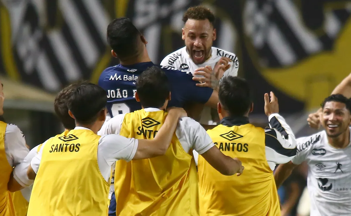 Análise: Santos cria casca, reage contra o Flamengo e mostra força em jogos grandes
