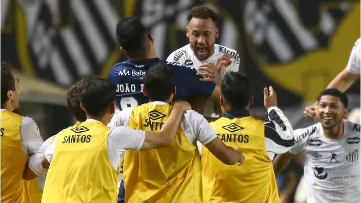 Atacante do Santos fez a diferença - Foto: Mauricio De Souza/AGIF.