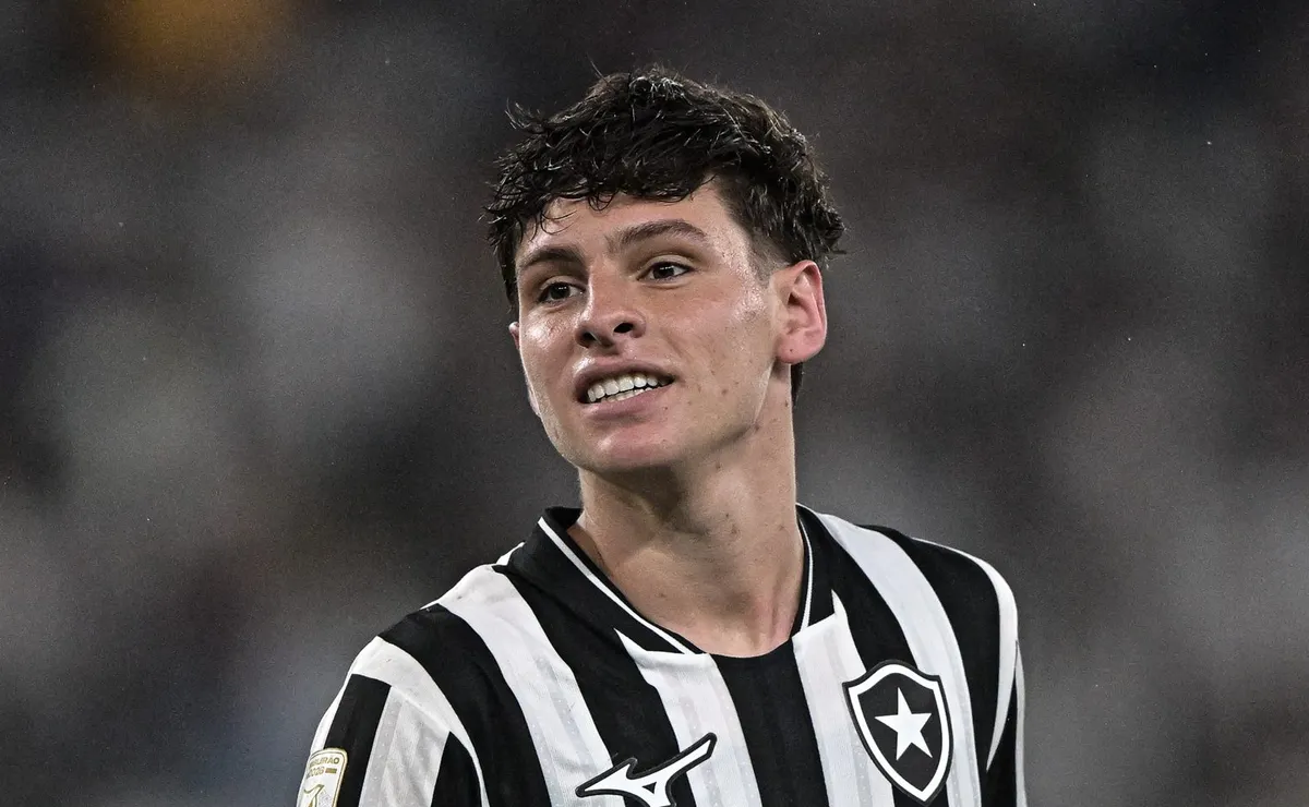 Botafogo pode ter retorno de Montoro para o duelo contra o Coritiba pelo Brasileirão