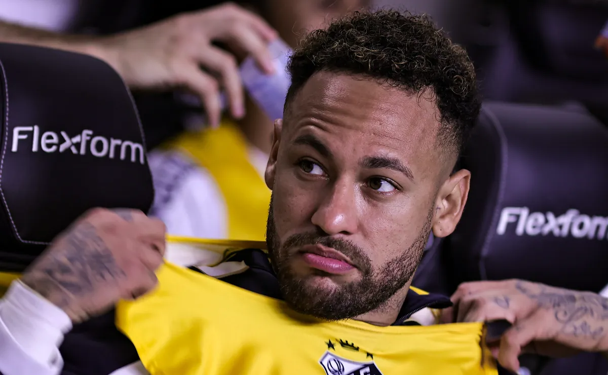 Análise: Gabigol e Neymar participam de mais da metade dos gols do Santos e expõem dependência na dupla